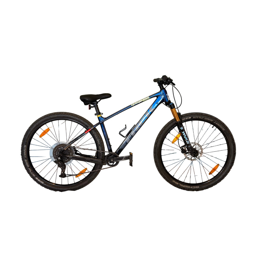 EX HIRE Trek Marlin 4 M/L (AT13M)