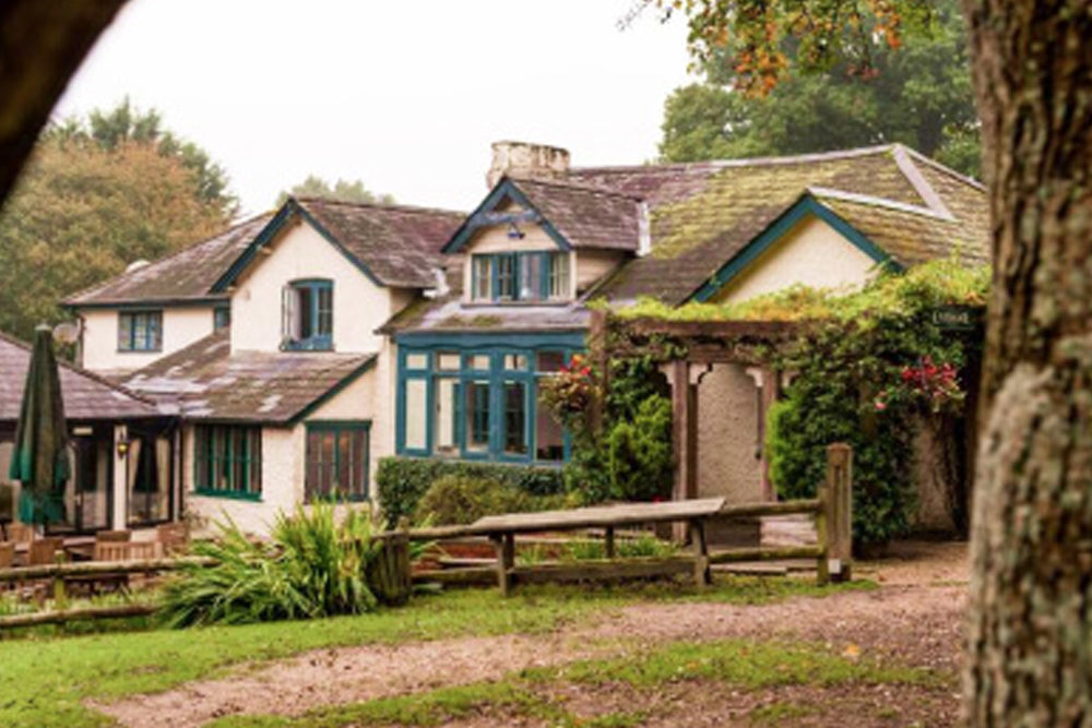 Image of the exterior of the High Corner Inn