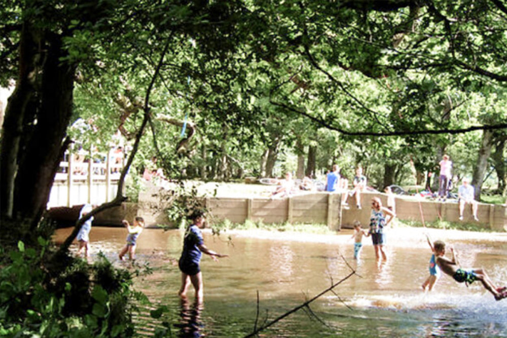 Image of children playing in the water at Boldeford Bridge
